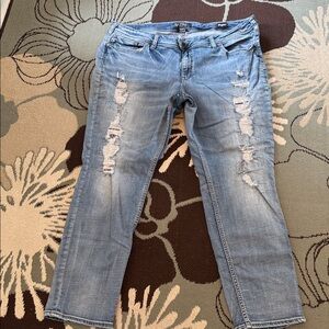 Silver Jeans Women's Distressed Light Blue Boyfriend Jeans size 22/L29.